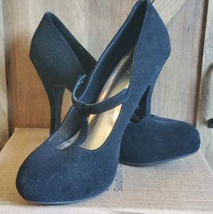 Maurices size 11 dress shoe